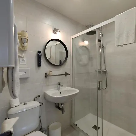 Szálloda The Originals Access, Le Canter