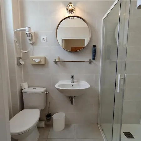 Hotel The Originals Access, Le Canter 2*