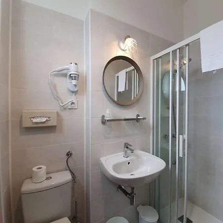 Hotel The Originals Access, Le Canter Saumur