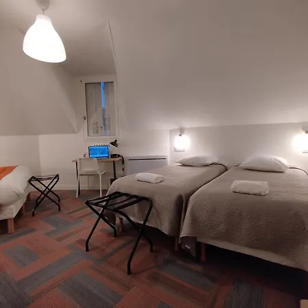 Hotel The Originals Access, Le Canter 2*