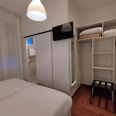 Hotel The Originals Access, Le Canter