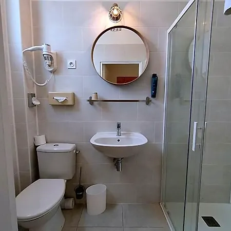 Hotel The Originals Access, Le Canter 2*