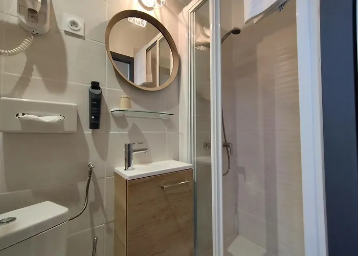 The Originals Access, Le Canter Hotel