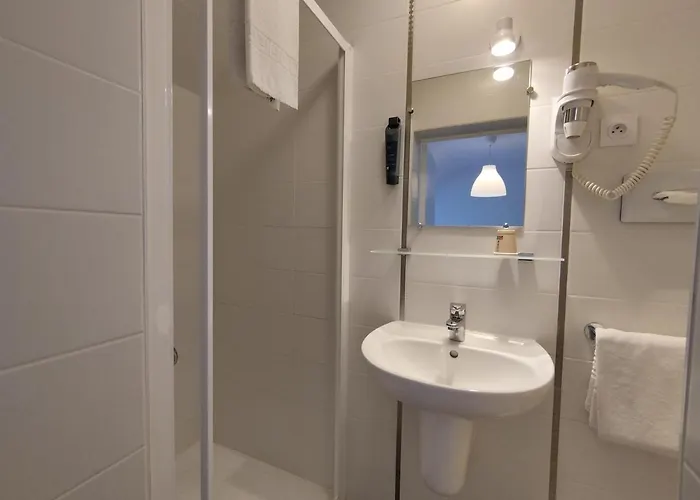 Hotel The Originals Access, Le Canter