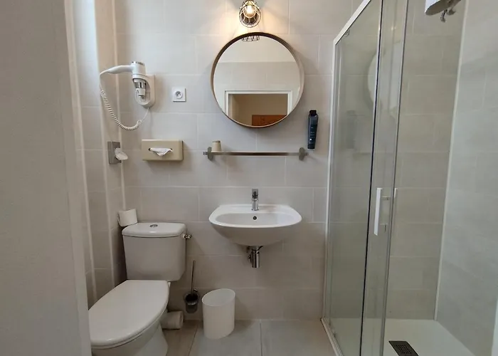 Hotel The Originals Access, Le Canter 2*