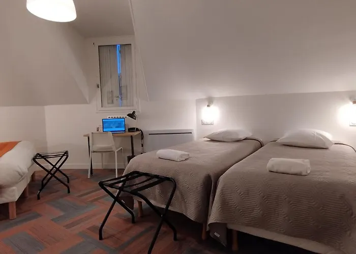 Hotel The Originals Access, Le Canter 2*